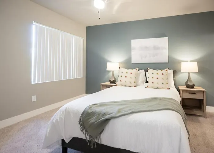 Landing - Modern With Amazing Amenities