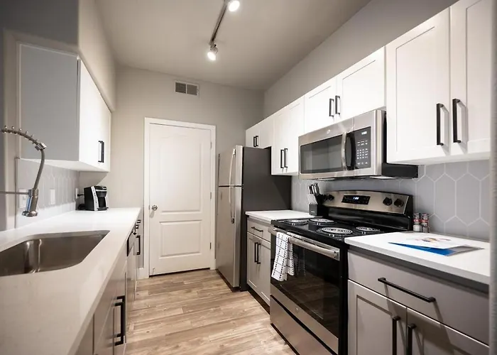 Apartment Landing - Modern With Amazing Amenities Phoenix