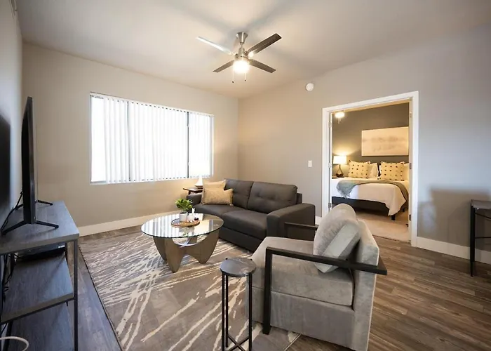 Landing - Modern With Amazing Amenities *